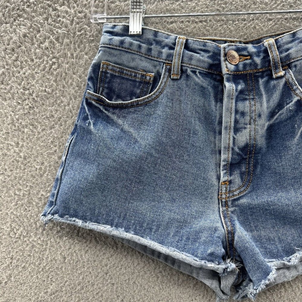 Forever 21 Shorts Women's 26 Blue Denim Cut Off Shorts Size 26 - Picture 3 of 12